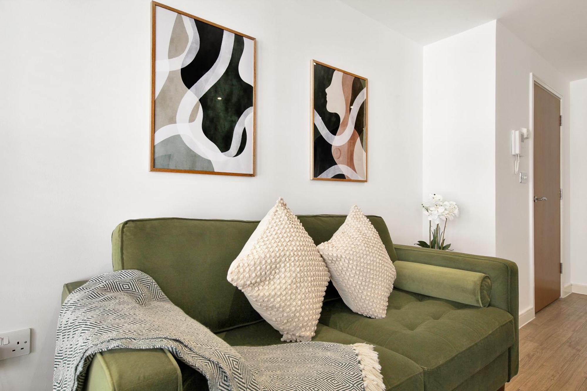 2 Bed Executive Apartment Next To Liverpool Street Free Wifi By City Stay Aparts 런던 외부 사진